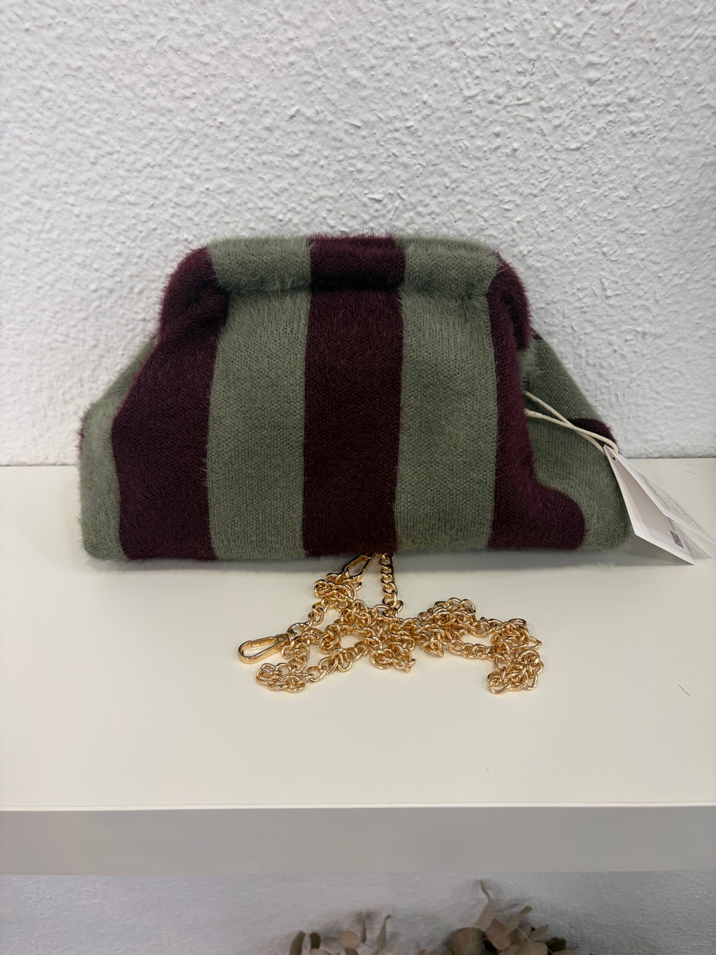 Bolso Clutch Verde y Berenjena con cadena dorada