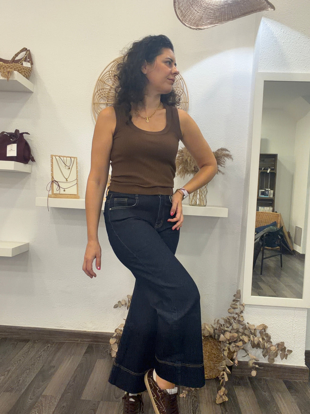 Pantalón vaquero campana largo azul oscuro